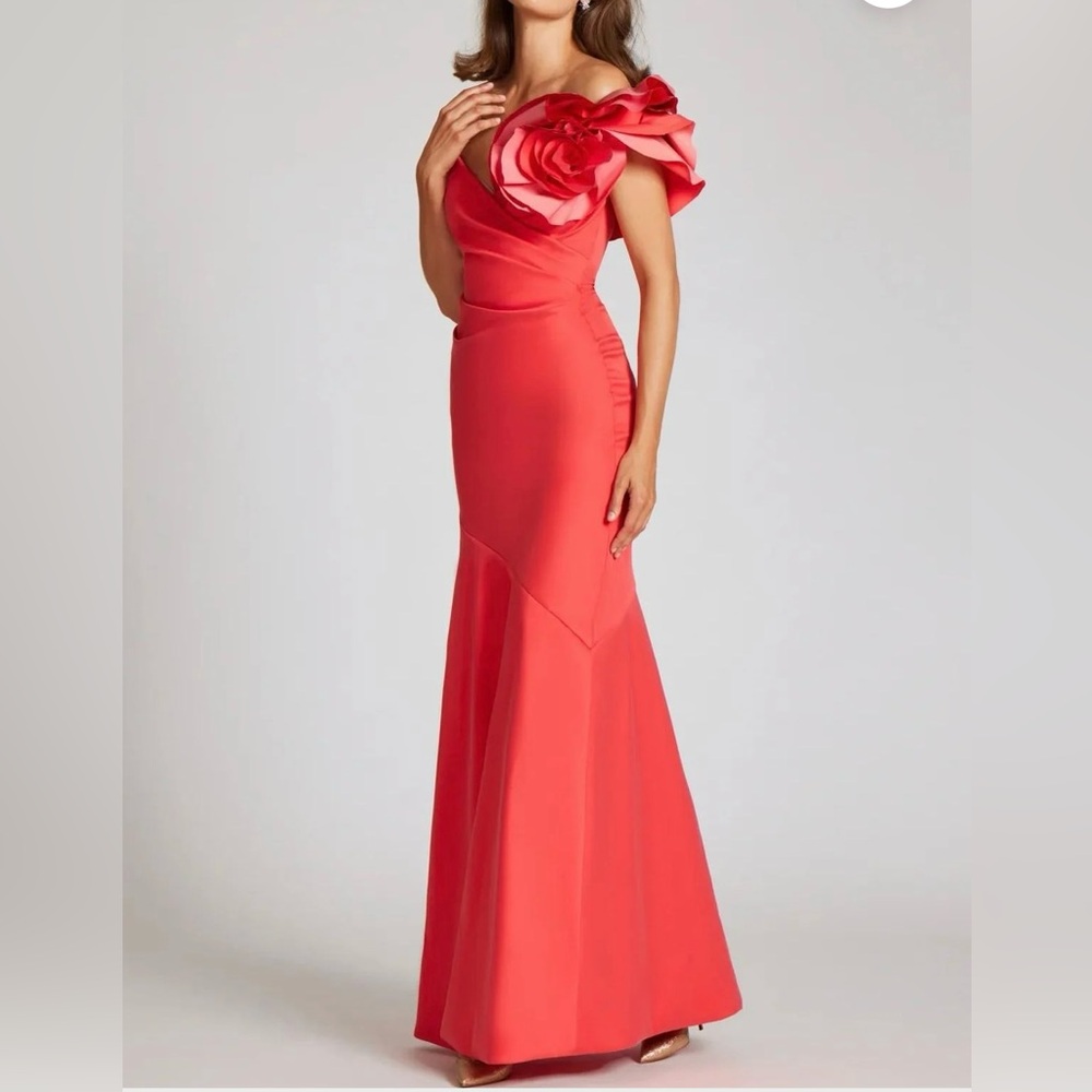Teri John Stretch Gown